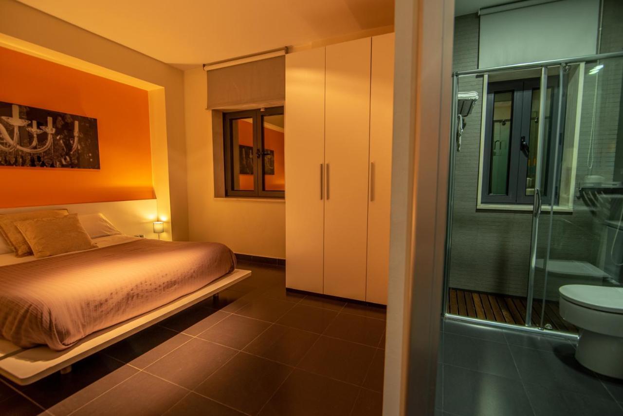 Hotel Los Nardos Чипиона Екстериор снимка