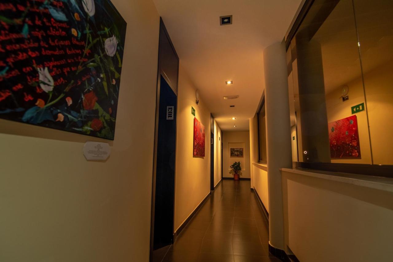 Hotel Los Nardos Чипиона Екстериор снимка