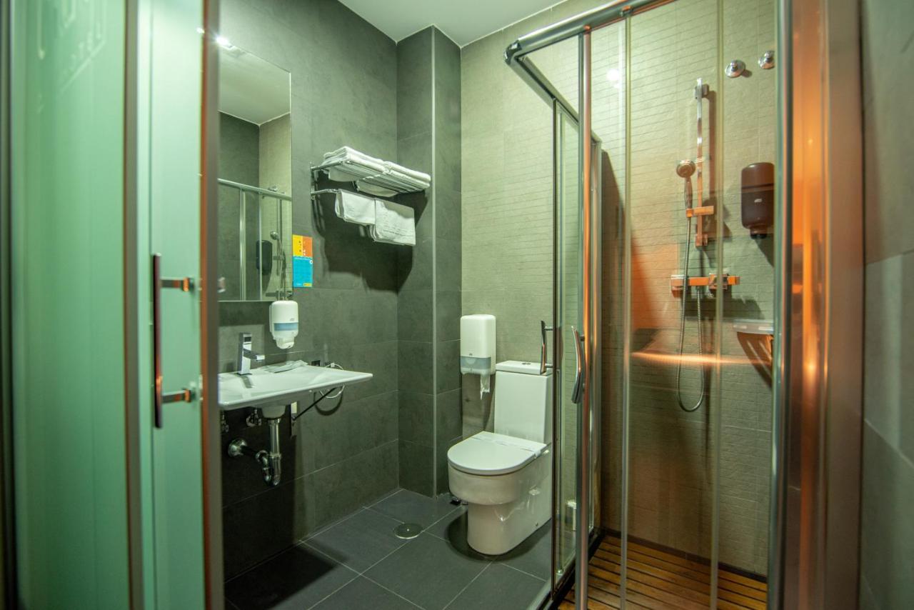 Hotel Los Nardos Чипиона Екстериор снимка