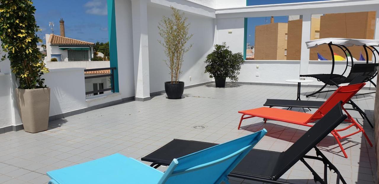 Hotel Los Nardos Чипиона Екстериор снимка
